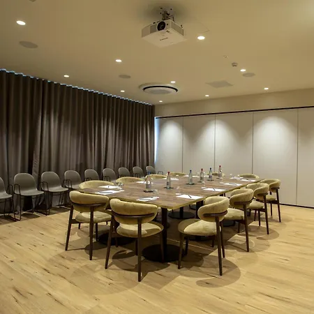 Hotel Continental Golf *