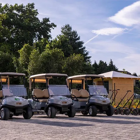 Continental Golf Hotel *