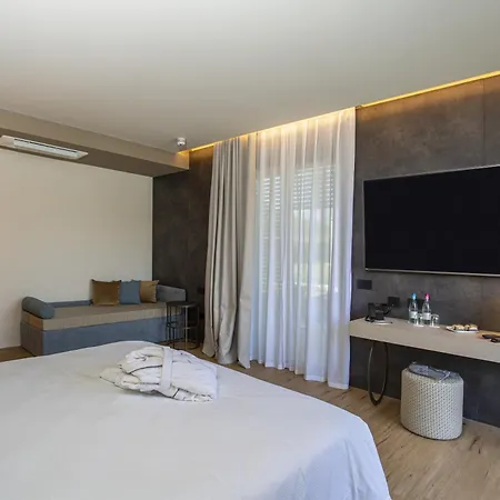Continental Golf Hotel